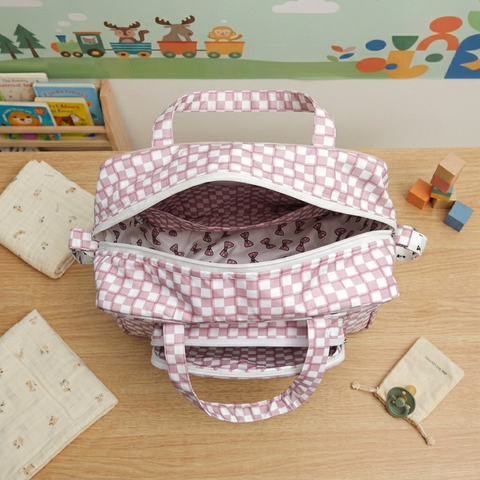Classy Bow Print Baby Diaper Bag
