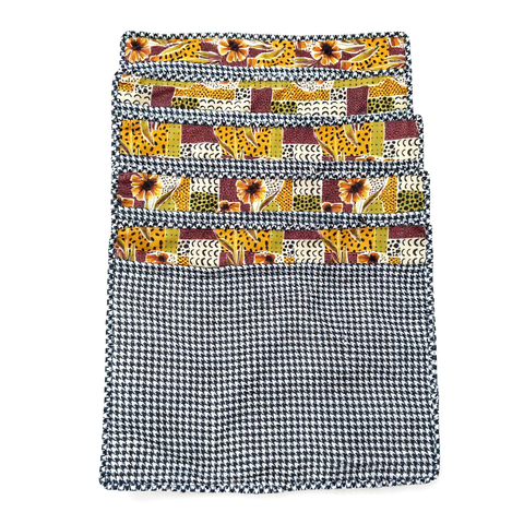 MIDNIGHT PEACH PETALS PRINT GRAND SAREE ORGANIZER