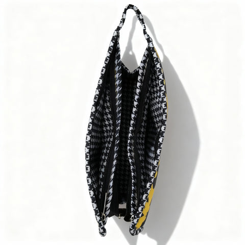 SUPER SQUAD BAT PRINT TRIOZIP TOILETRY BAG