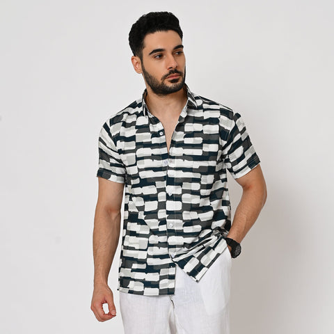 BLACK & WHITE BOX PRINTED SHIRT