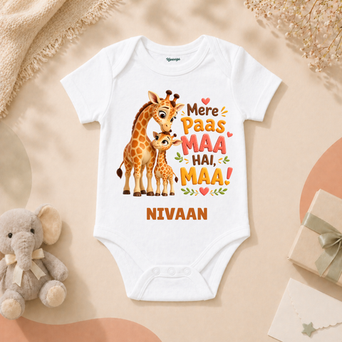 Cute Giraffe Mommy Love Mere Paas Maa Hai