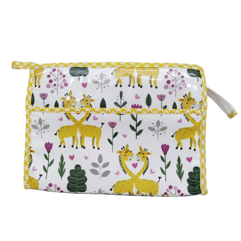 GIRAFFE PARADISE PRINT TRIOZIP TOILETRY BAG