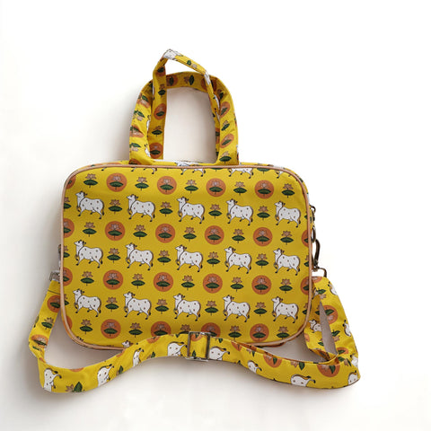 PICHWAI PASTURES PRINT TRAVEL BAG