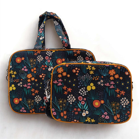 FLORA FIESTA PRINT TRAVEL BAG