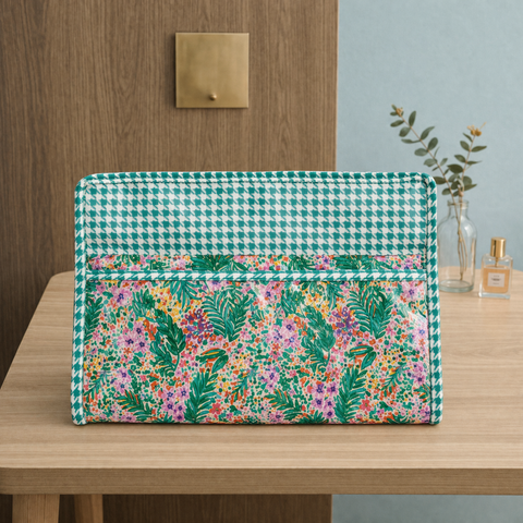 EMERALD GARDEN PARTY PRINT MAXSTOR TOILETRY BAG
