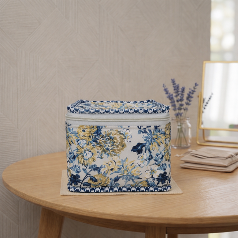 MOSSY MEADOW BLOOM PRINT EARRING ORGANIZER