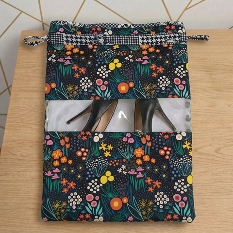 FLORA FIESTA PRINT Heels & Sandals Cover