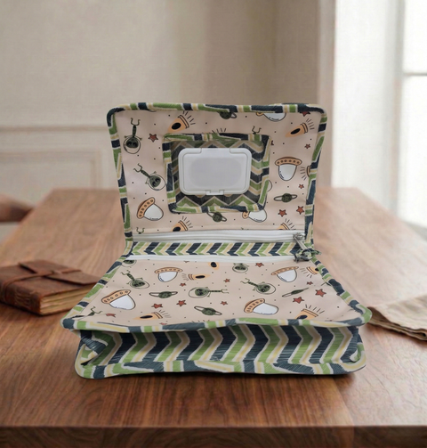 SPACE INVADERS PRINT Luxe Wet Tissue Kit