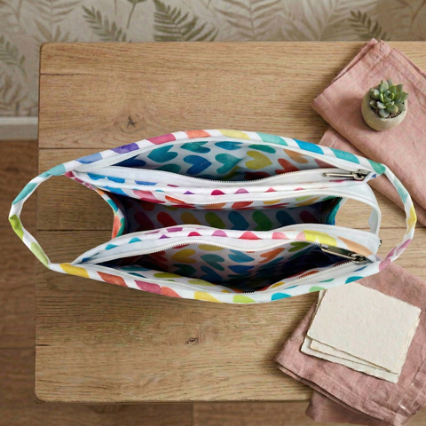 LOVE RAINBOW PRINT TRIOZIP TOILETRY BAG
