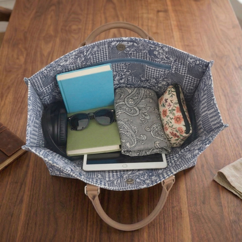 FLORA FIESTA PRINT Everyday Tote
