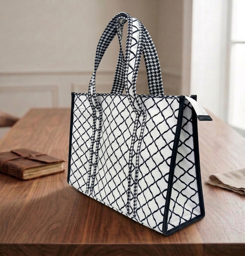 DIAMOND CHAIN ELEGANCE PRINT SMALL TOTE BAG