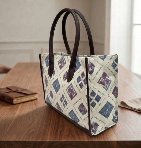 FLORAL TILES TRAVEL LEATHER BAG