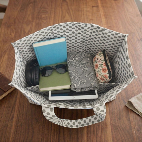 Pawfect Pals Print Everyday Tote