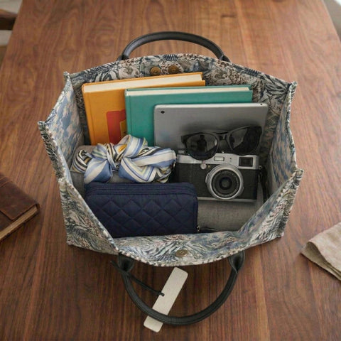 ABSTRACT FLORAL TRAVEL LEATHER BAG