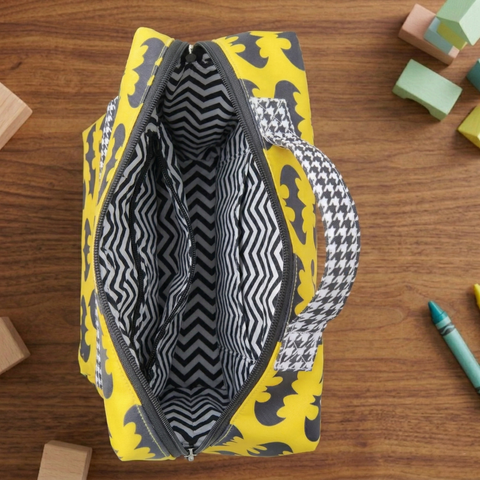 SUPER SQUAD BAT PRINT KIDS BACKPACK