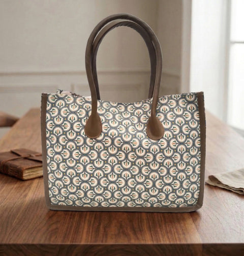 GEOMETRIC TRAVEL LEATHER BAG