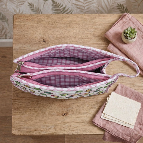 WING WHIMSY PRINT TRIOZIP TOILETRY BAG
