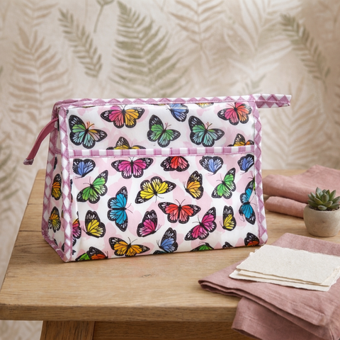 WING WHIMSY PRINT TRIOZIP TOILETRY BAG