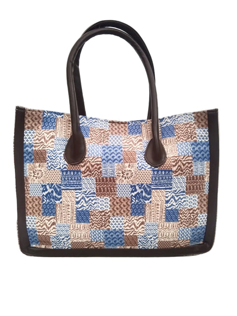 TRIBAL SQUARES TRAVEL LEATHER BAG