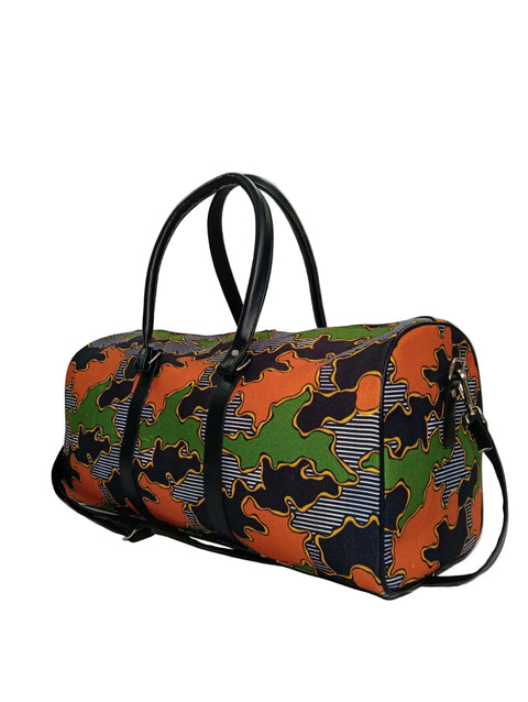 CAMOFLAGE PRINT DUFFLE BAG