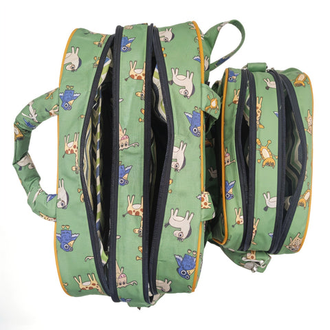 FOREST FRIENDS PRINT TRAVEL BAG