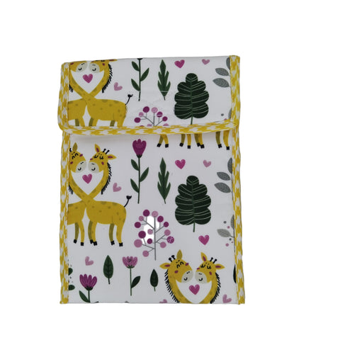 GIRAFFE PARADISE PRINT TRAVEL DENTAL KIT