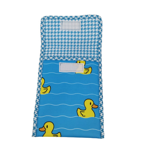 QUACKY WAVES PRINT TRAVEL DENTAL KIT