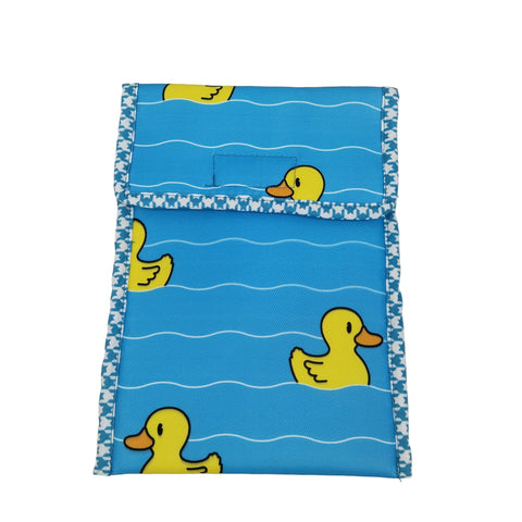 QUACKY WAVES PRINT TRAVEL DENTAL KIT
