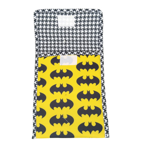 SUPER SQUAD BAT PRINT TRAVEL DENTAL KIT