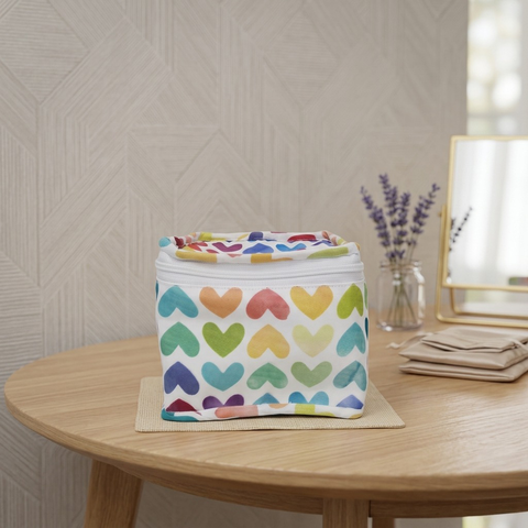 LOVE RAINBOW PRINT EARRING ORGANIZER