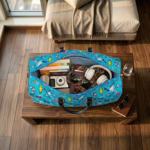 RETRO RUSH PRINT DUFFLE BAG