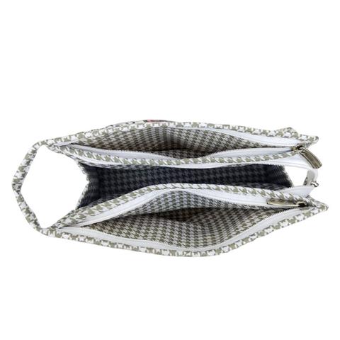 HUG MAGIC PRINT TRIOZIP TOILETRY BAG