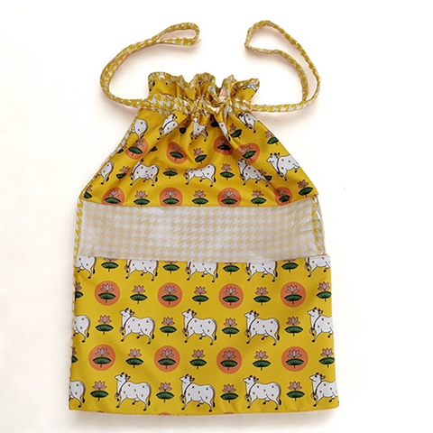 PICHWAI PASTURES PRINT Heels & Sandals Cover