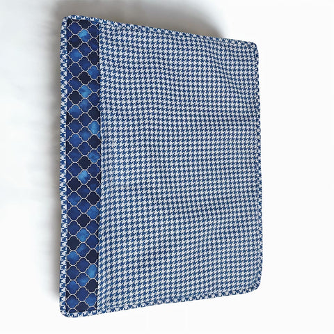 INDIGO MOSAIC Print Grand Saree Organizer