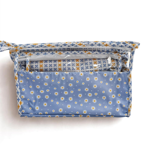 DAISY DREAMS PRINT TRAVEL MAKEUP POUCH SET