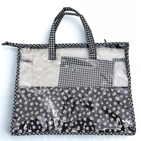 MIDNIGHT DAISY PRINT Swimming Bag