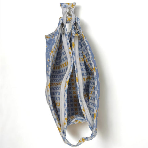 DAISY DREAMS PRINT TrioZip Toiletry Bag