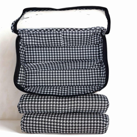 MIDNIGHT DAISY PRINT SMART BANGLE ORGANIZER