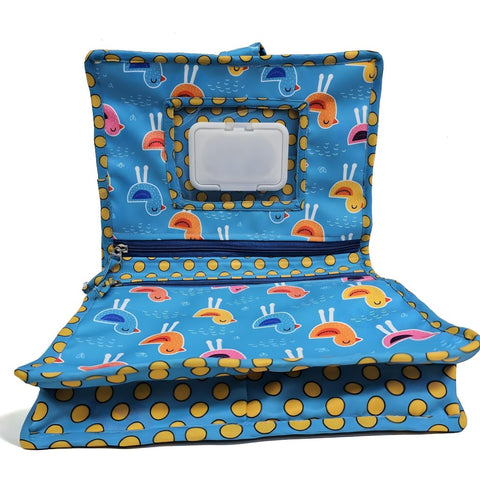 PLAYFUL BIRDS PRINT Luxe Wet Tissue Kit