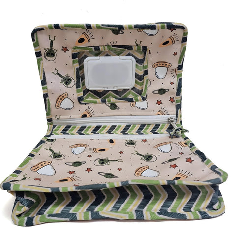 SPACE INVADERS PRINT Luxe Wet Tissue Kit